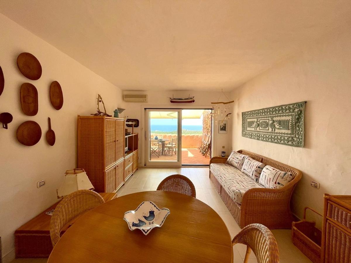 Appartement San Teodoro Punta Est Stupendo Trilocale Vista Mare à Cap Coda Cavallo Extérieur photo